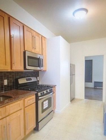 1st image of 1884 Park Ave #4