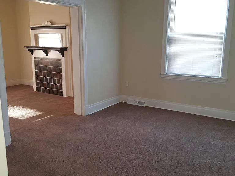 86 Craighead St — Photo 6