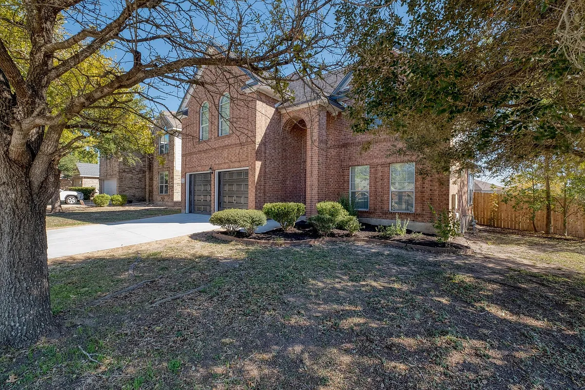 Building Photo - 277 Paddington Dr