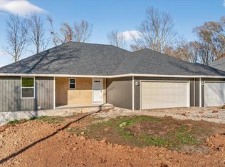 104 W Northview Terrace, Ash Grove, MO 65604