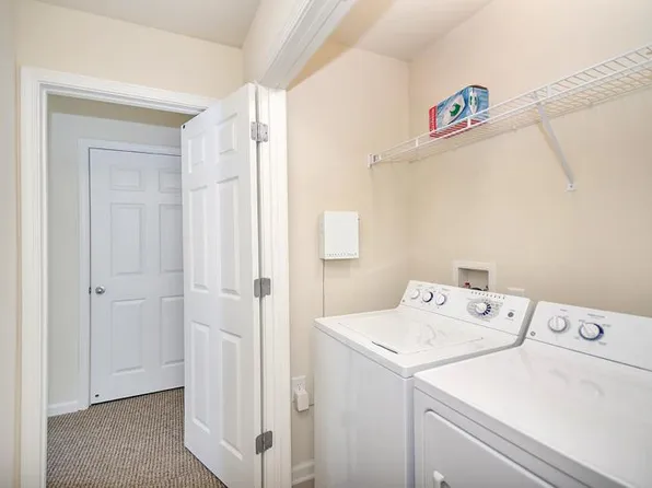 190 Yellowstone Dr, Charlottesville, VA