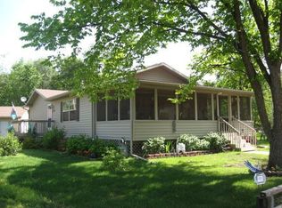 401 Lawson Ave, Bovey, MN 55709