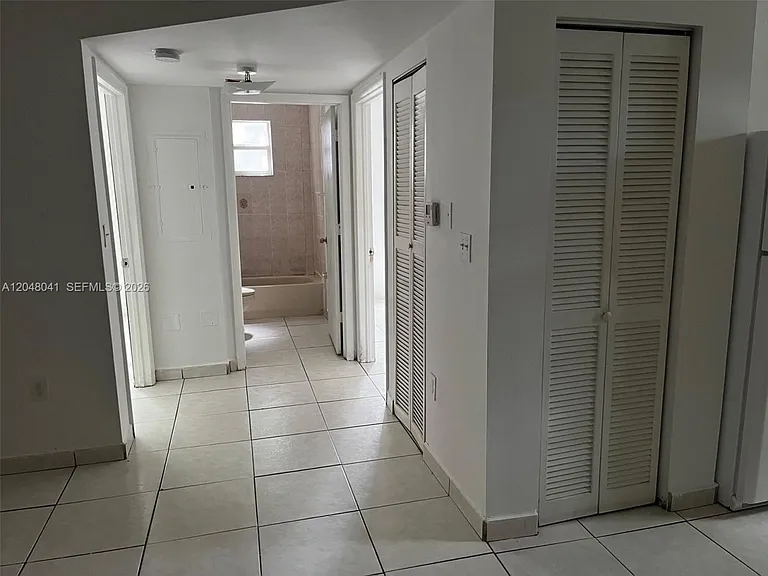 181 NW 47th Ave #25 — Photo 5