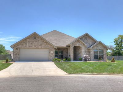 1051 Mckenzie Circle, Webb City, MO, 64870