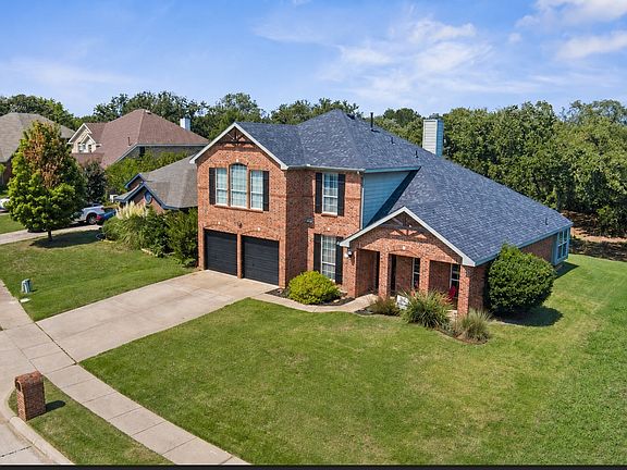 2nd image of 409 Springtree Rd