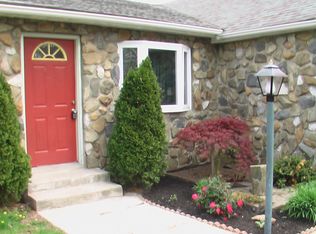 179 Osborne Hill Rd, Fishkill, NY 12524