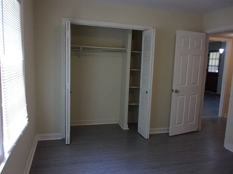 409 N Plantation Rd — Photo 10