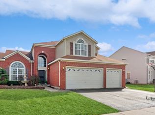 6701 Bridle Path Dr, Matteson, IL 60443