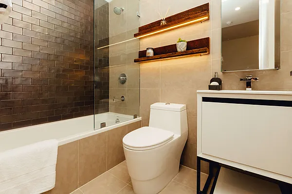 Rented by Nooklyn NYC LLC | media 78