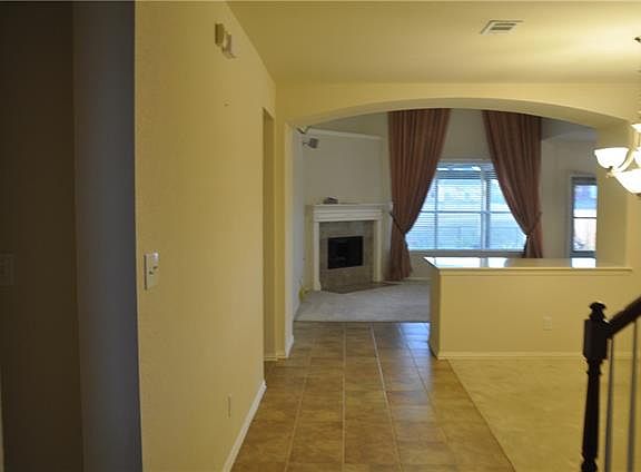 4th image of 2737 Cascade Cove Dr