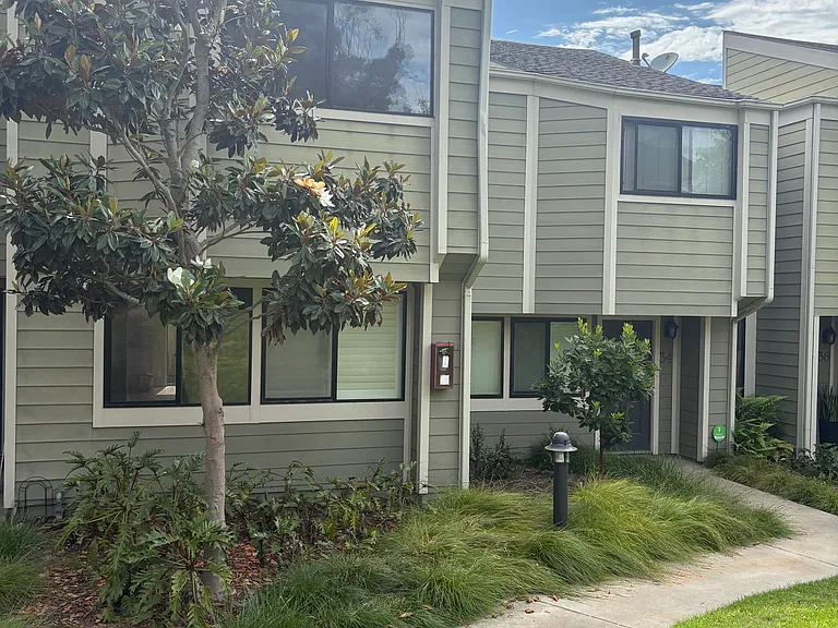 32 Seabird Ct — Photo 2
