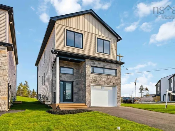 210 Lewis Dr #Lw-01, West Bedford, NS B4B 0L3