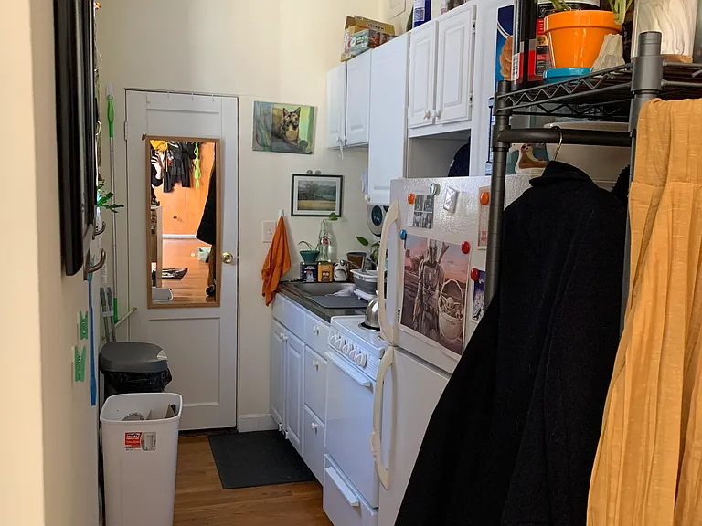 Longwood Ave #7 — Photo 8