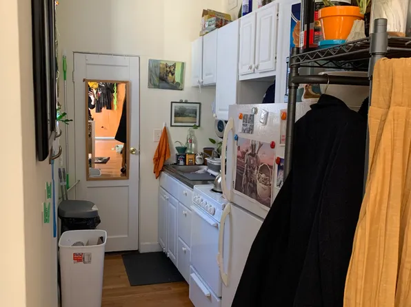 Longwood Ave #6, 55 Longwood Ave #10, Brookline, MA 02446