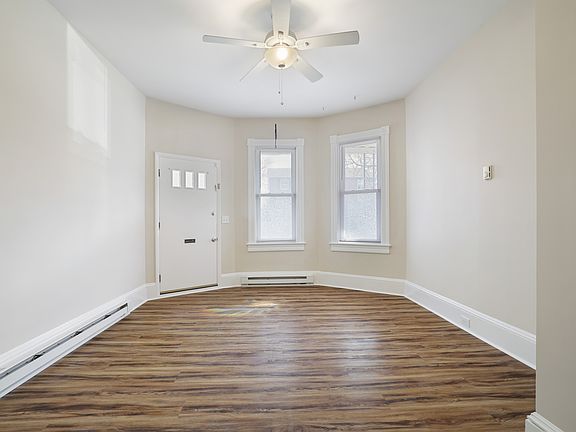2nd image of 1309 Washington St #A