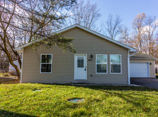 2041 Hoeft Dr, Commerce Township, MI