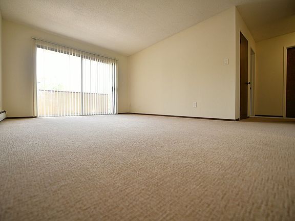 3rd image of 65 Thornton St APT 307