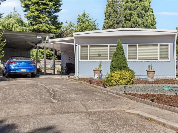 2252 Table Rock Rd Spc 128, Medford, OR 97501