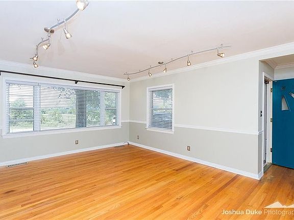 5th image of 2350 S Hunt Ln #169