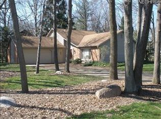 32542 Walker Rd, Avon Lake, OH 44012