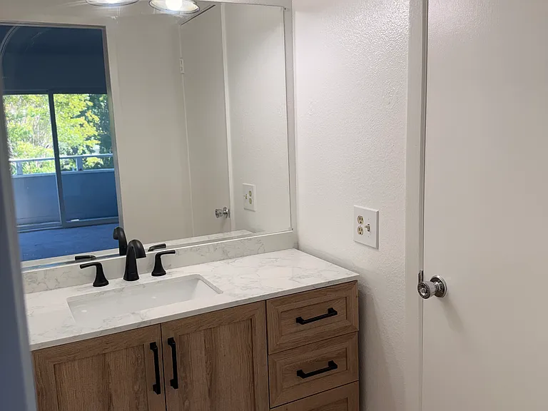 794 Racquet Club Cir — Photo 4