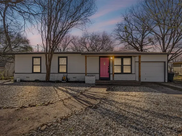 204 S Crites St, Granbury, TX 76048