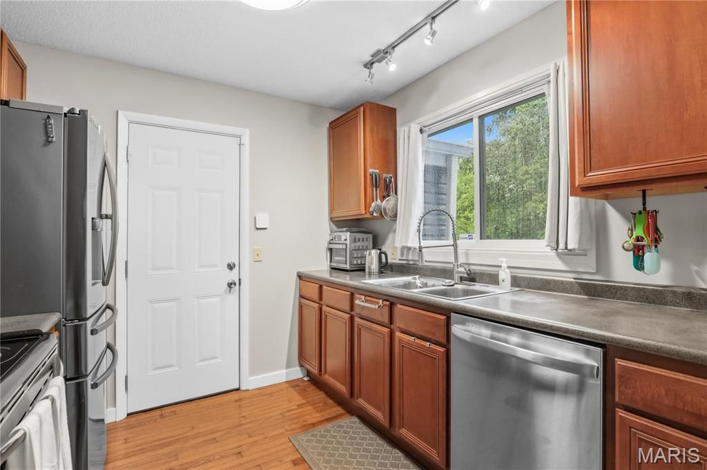 1021 Fairways Dr #1, Lake Saint Louis, MO - View 4