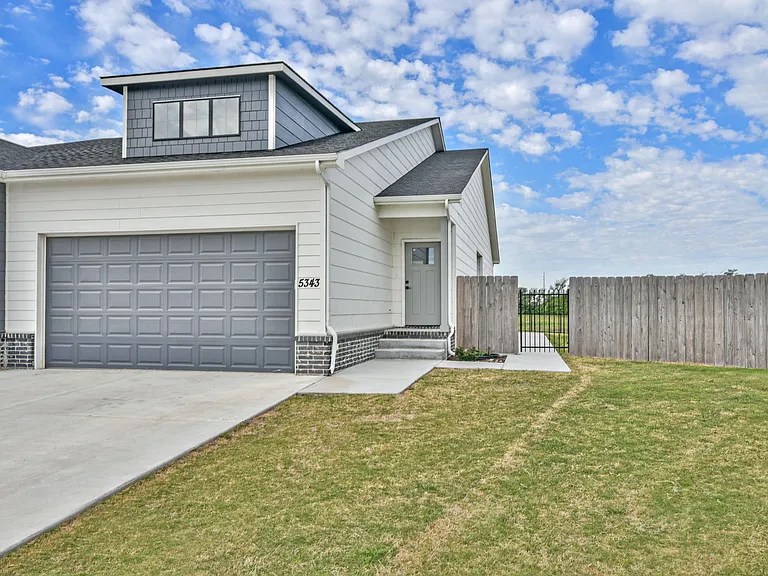 5343 N Pinecrest St — Photo 35
