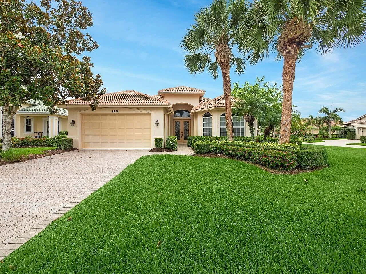 4 bed, 2.0 bath, 2794 sqft, $3,500 — Photo 4