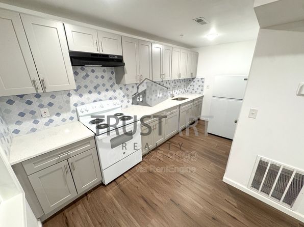 2317 N 15th St #4