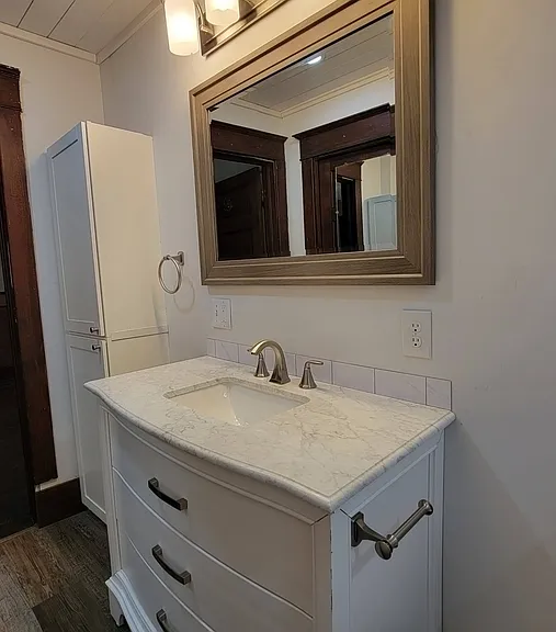 206 Oak St #1 — Photo 13