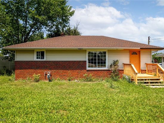 12972 W Sprague Rd, Cleveland, OH 44130