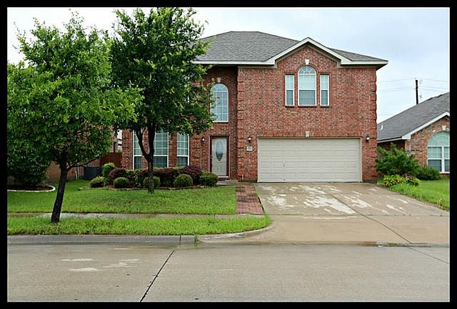 1st image of 106 Bridgewood Dr