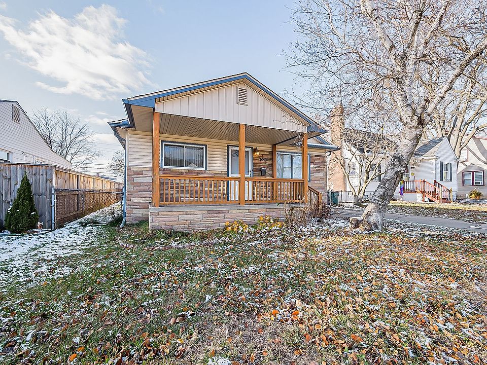 1st image of 3001 Goodrich Ave