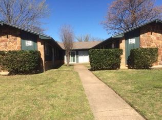 903 Redbird Dr, Irving, TX 75061