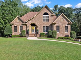 2685 Chesapeake Dr, Hueytown, AL 35023