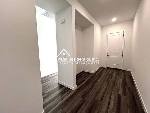 4th image of 3636 Coyote Pointe Way