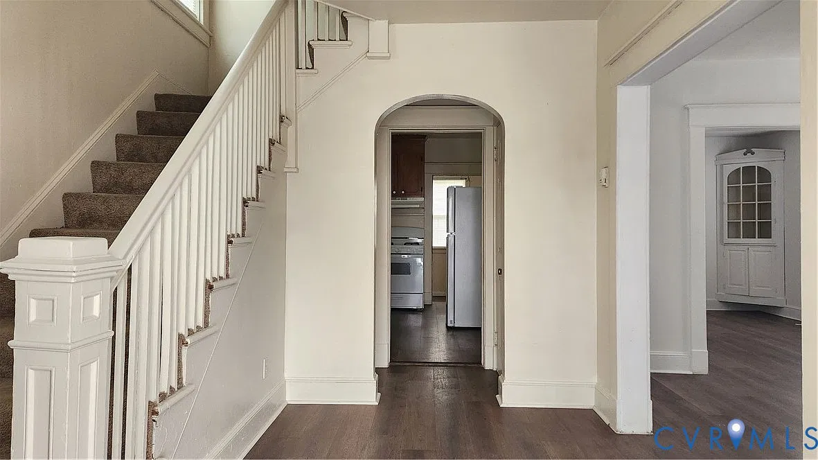 3 bed, 2.0 bath, 1490 sqft, $1,350 — Photo 3