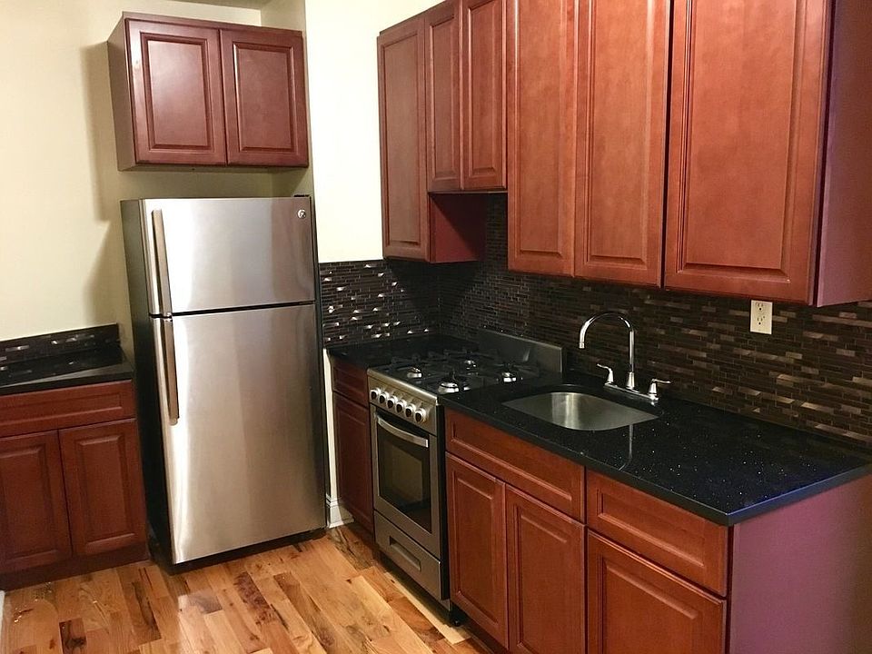 2nd image of 1010 Ocean Ave #3J