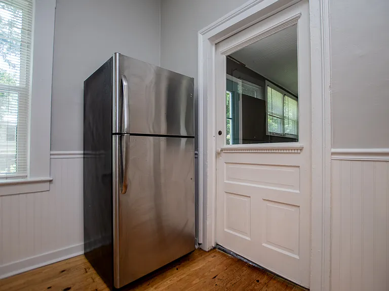 1818 Taylor Ave — Photo 36