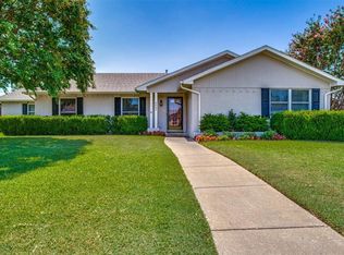 6662 Roundrock Rd, Dallas, TX 75248