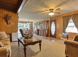 534 Birds Hill Rd, Pine Grove, PA 17963