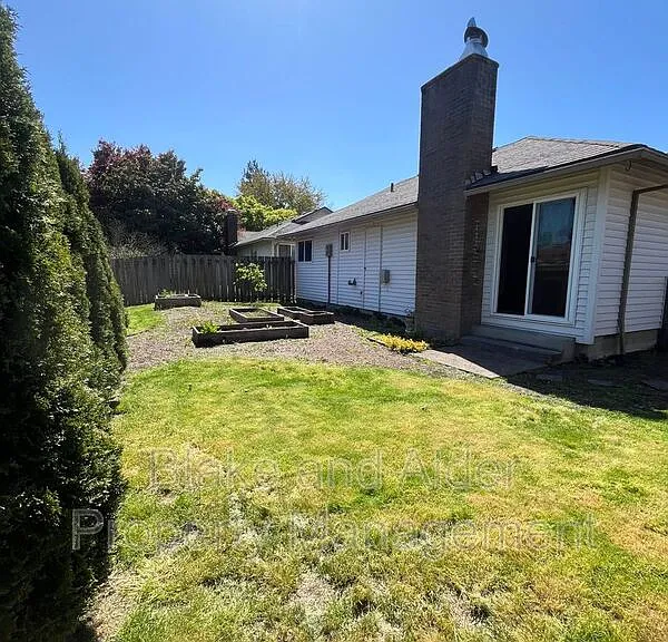 5531 SW Lombard Ave — Photo 21