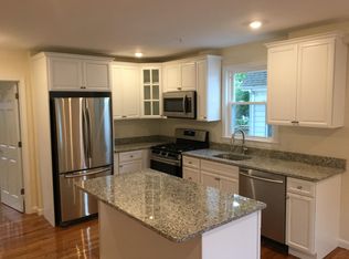 8 Mechanic St #2, Newton Upper Falls, MA 02464