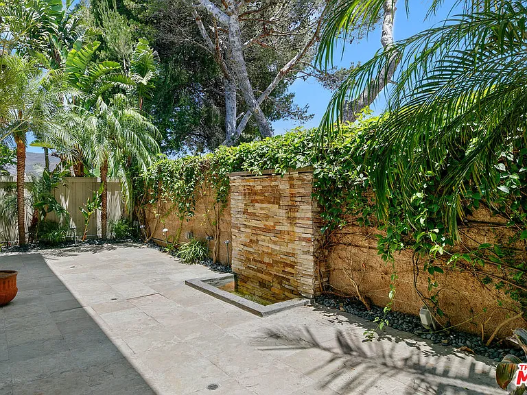 6515 Dume Dr #B — Photo 12