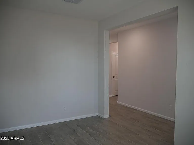 18156 W Daley Ln — Photo 8
