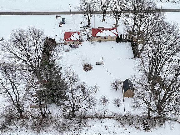 2nd image of 3462 S Bailey Rd