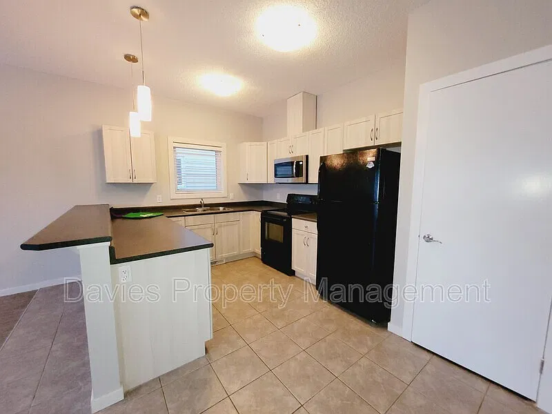 Chapelle Drive — Photo 2