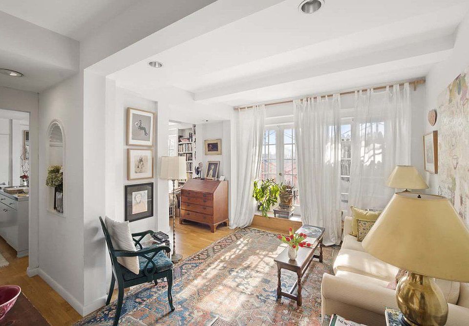 1st image of 1 5th Ave APT 16H