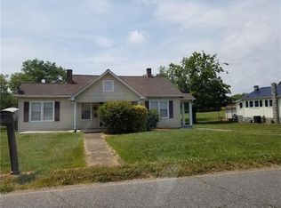 406 Park Ave, Morganton, NC 28655